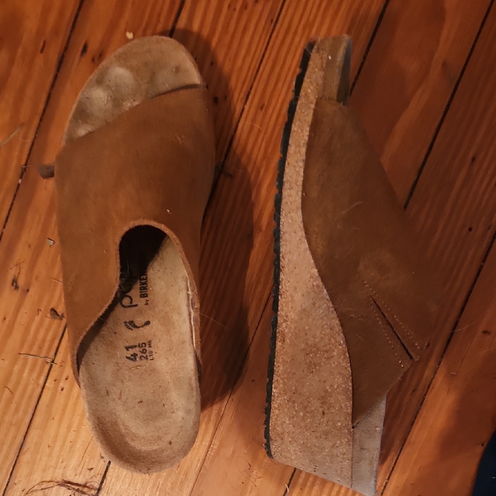 Chic Brown Birkenstock Suede Women's Mules